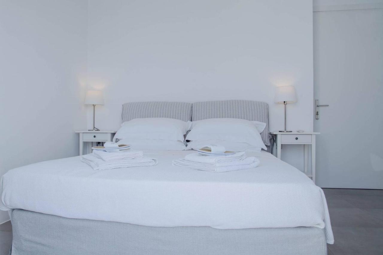 פולוניה Milos Waves Luxury Apartments מראה חיצוני תמונה