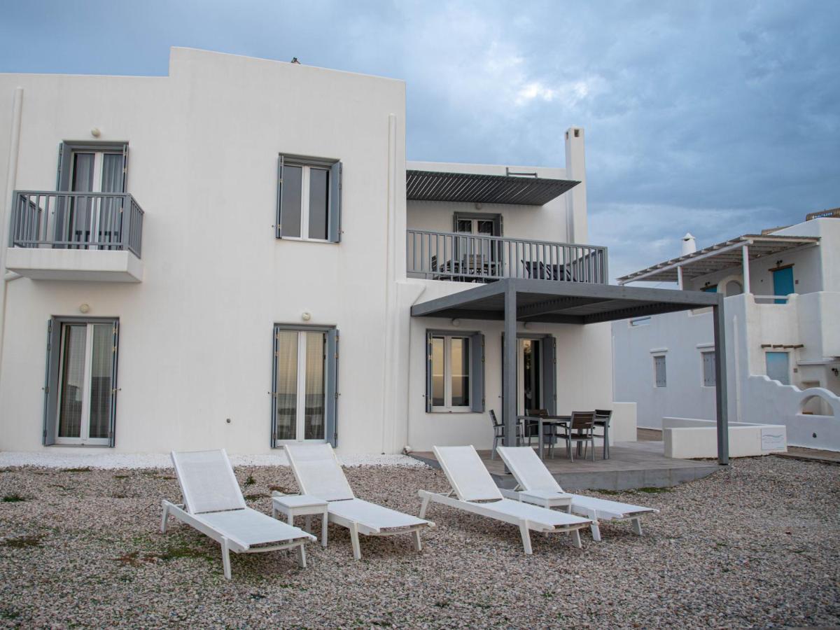 פולוניה Milos Waves Luxury Apartments מראה חיצוני תמונה