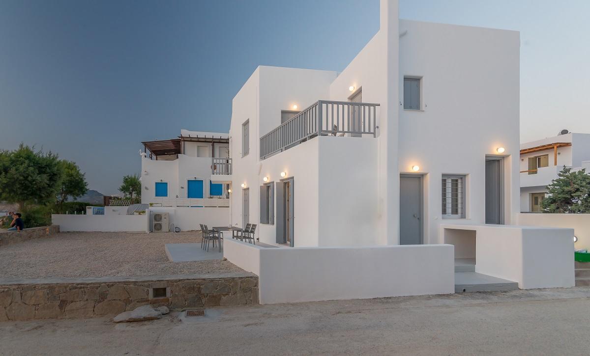 פולוניה Milos Waves Luxury Apartments מראה חיצוני תמונה