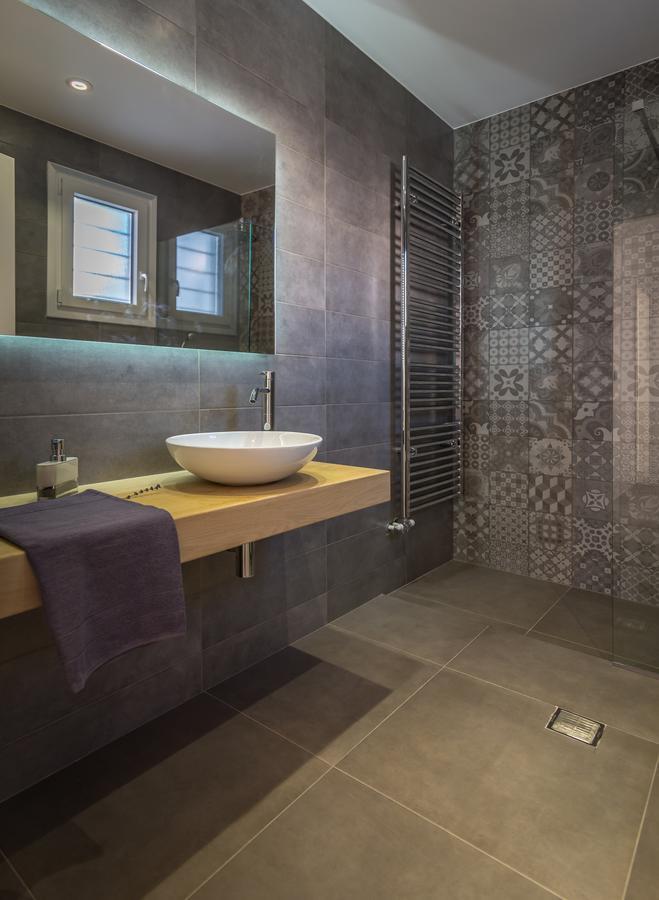 פולוניה Milos Waves Luxury Apartments מראה חיצוני תמונה
